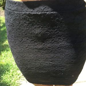 Floral print lace black skirt